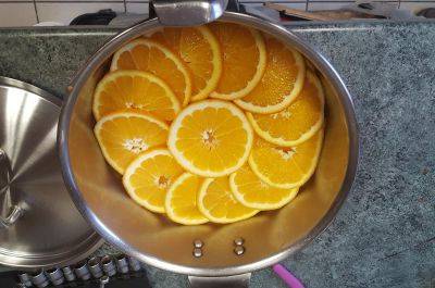 Oranges